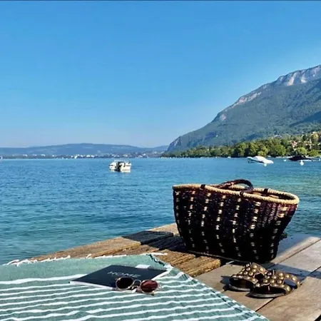 The Bergerie T3- View Mountains Apartament Talloires
